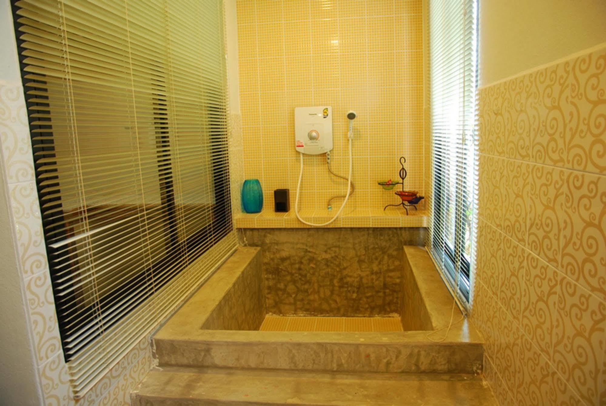 Boutique Raft Resort Сай Йок Екстериор снимка